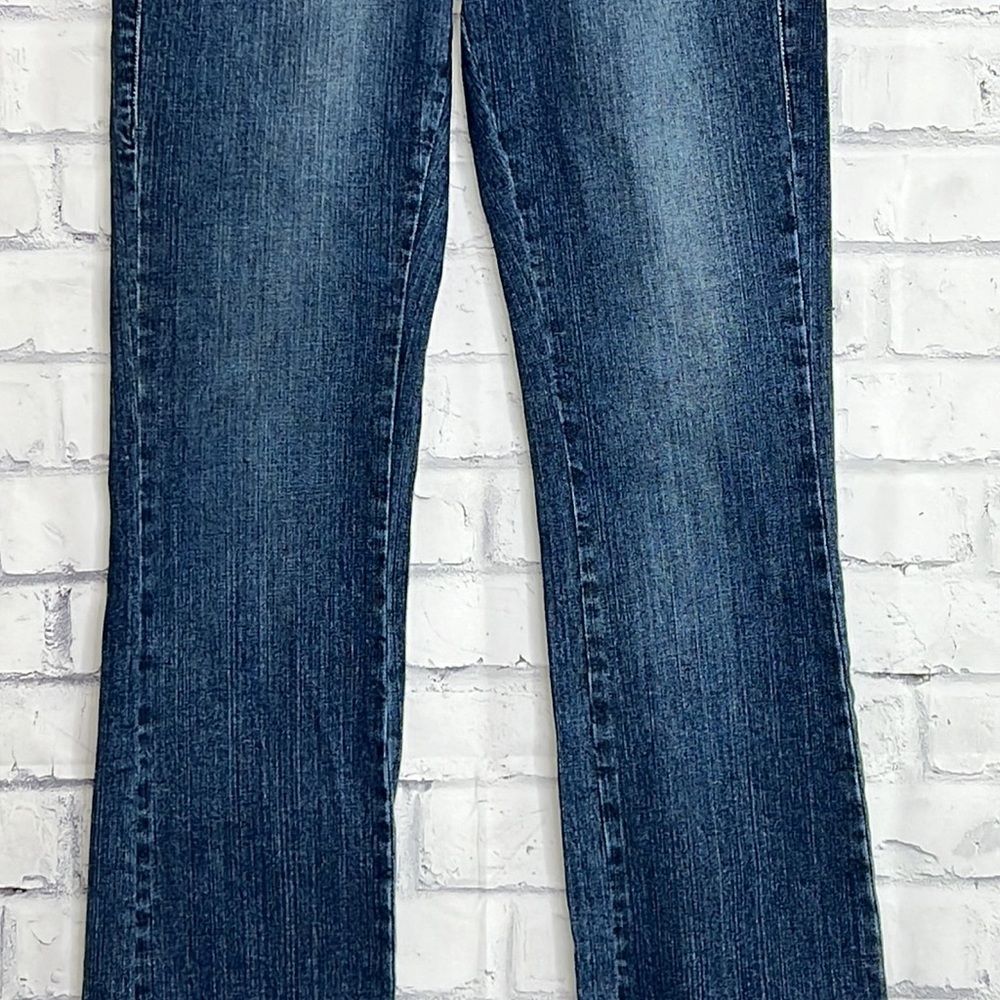 Request Jeans - Picture 3 of 9